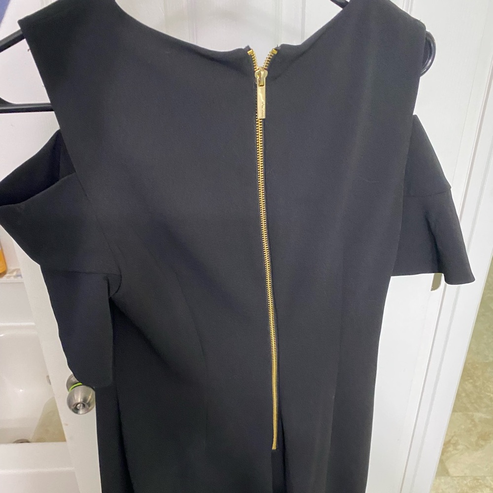 Calvin Klein, Black Dress, Open shoulders